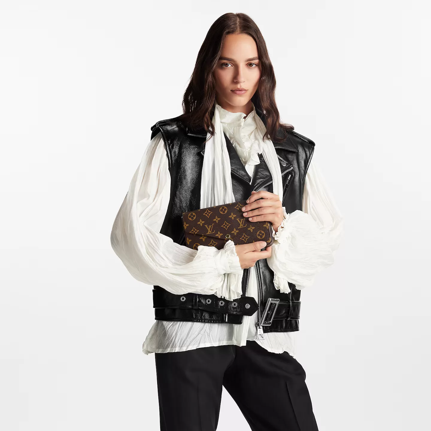 【ルイヴィトン・Louis Vuitton 】Pochette Felicie M81896 Félicie Pochette LV Monogram Chain Bag | LOUIS VUITTON ®