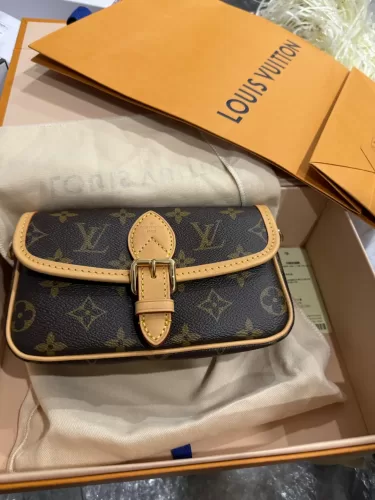 新*LV*Nano Diane 2WAY モノグラム ハンドバッグ M83298 新*LV*Nano Diane 2WAY モノグラム ハンドバッグ M83298 (Louis