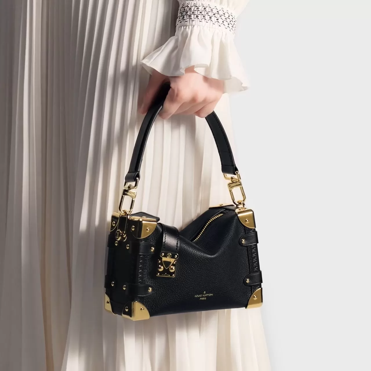 【ルイヴィトン・Louis Vuitton 】Side Trunk PM M23817 Outlet Louis Vuitton M23817 Side Trunk PM Black On Sale