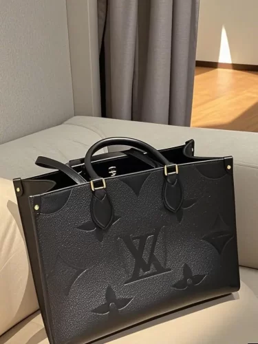 △ Louis vuitton M76336 Outlet Louis Vuitton Grey M76336 Reykjavik Gradient Scarf On