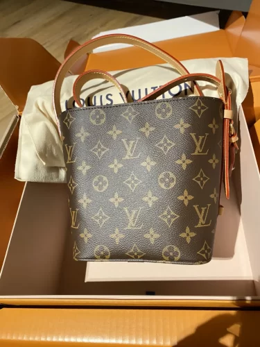 Outlet Louis Vuitton M83353 Mini Bumbag Sky Blue On Sale